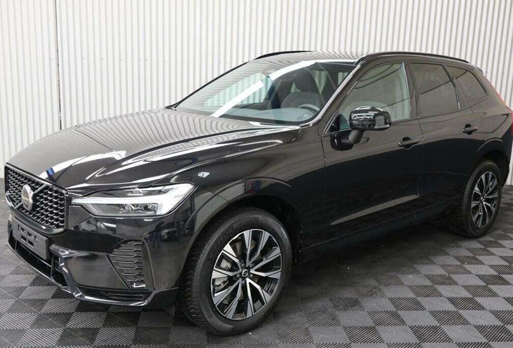 Volvo B4 Benzine Mild-Hybrid Plus Dark Pano BLIS Camera