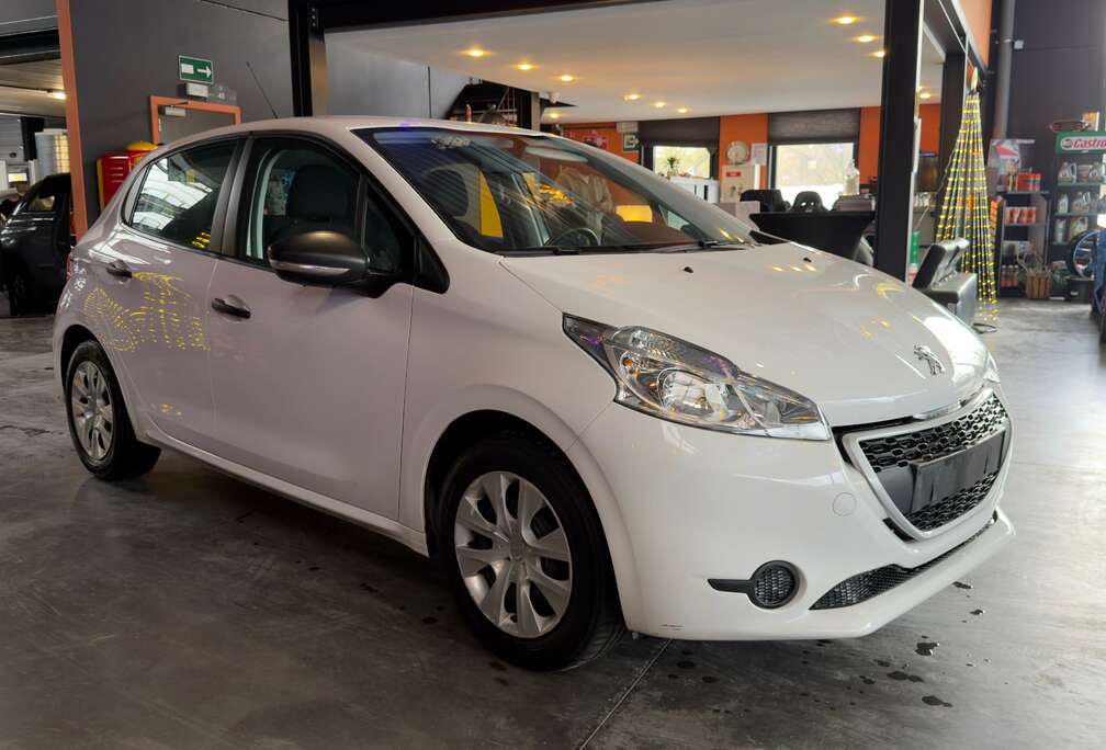 Peugeot 208 1.0i Active/12 mois de garantie