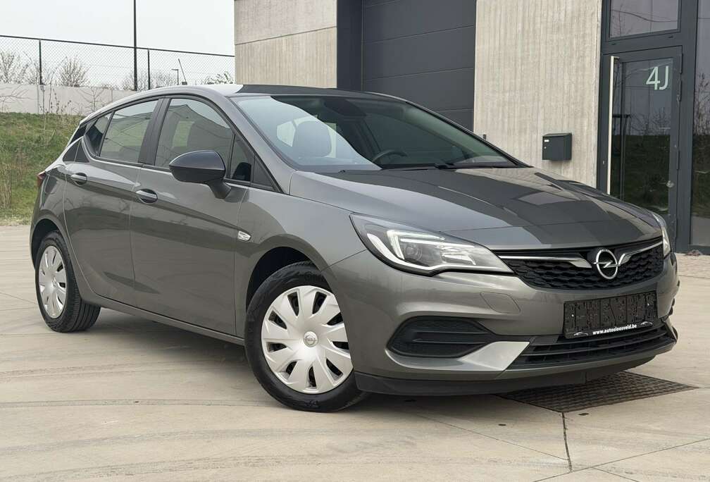 Opel 1.2 Turbo Euro 6d / CARPLAY/ PDC/ Verwarmd Zetels