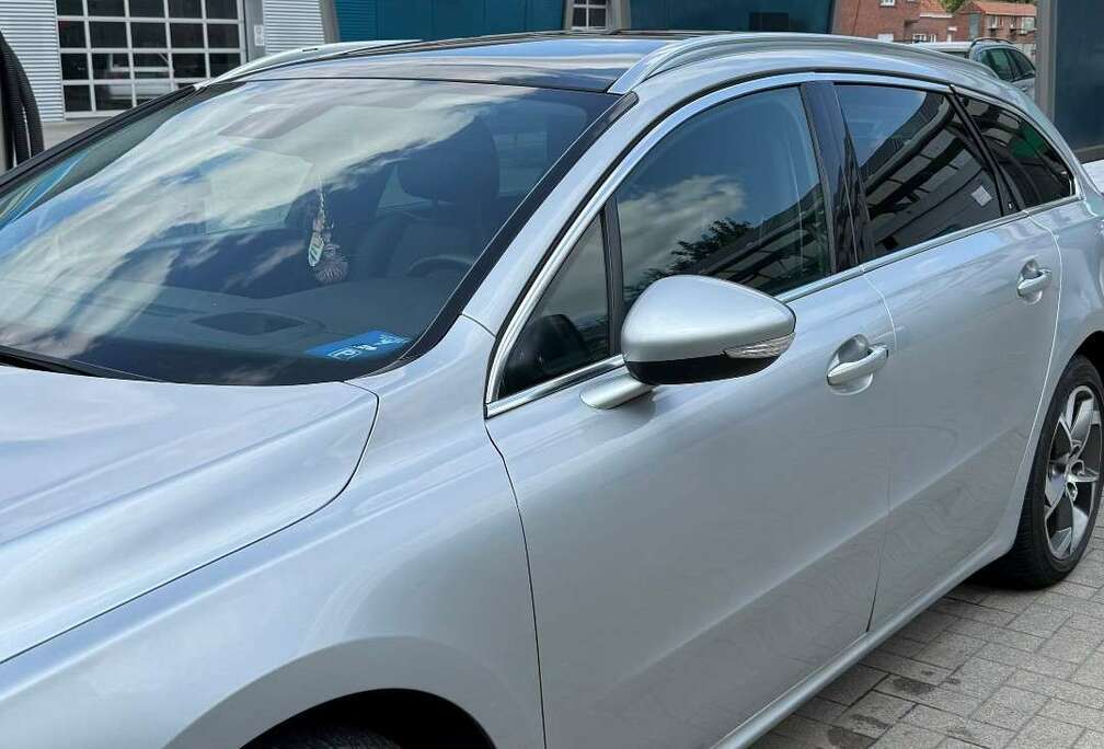 Peugeot SW BlueHDi 180 EAT6 Stop&Start Allure