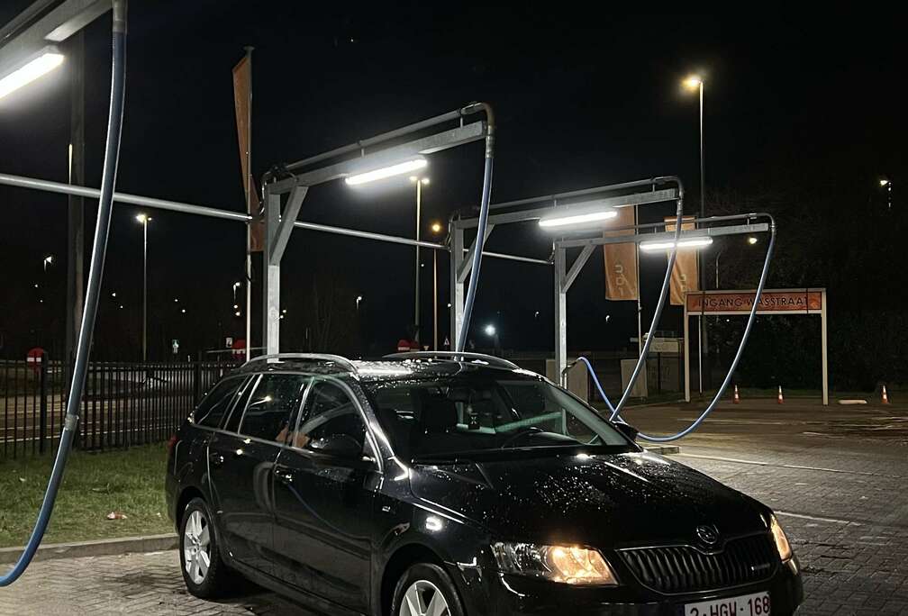 Skoda Combi 1.6 TDI Drive