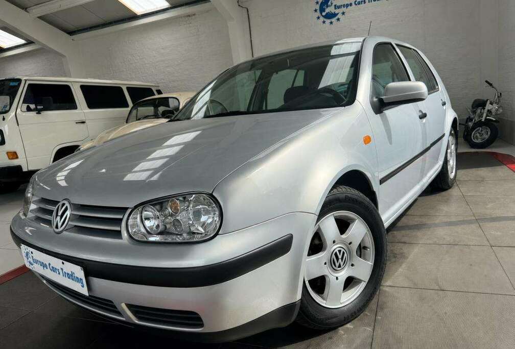 Volkswagen 4 1.6 100CH BVA TOIT OUVRANT 91539KM GAR 12M