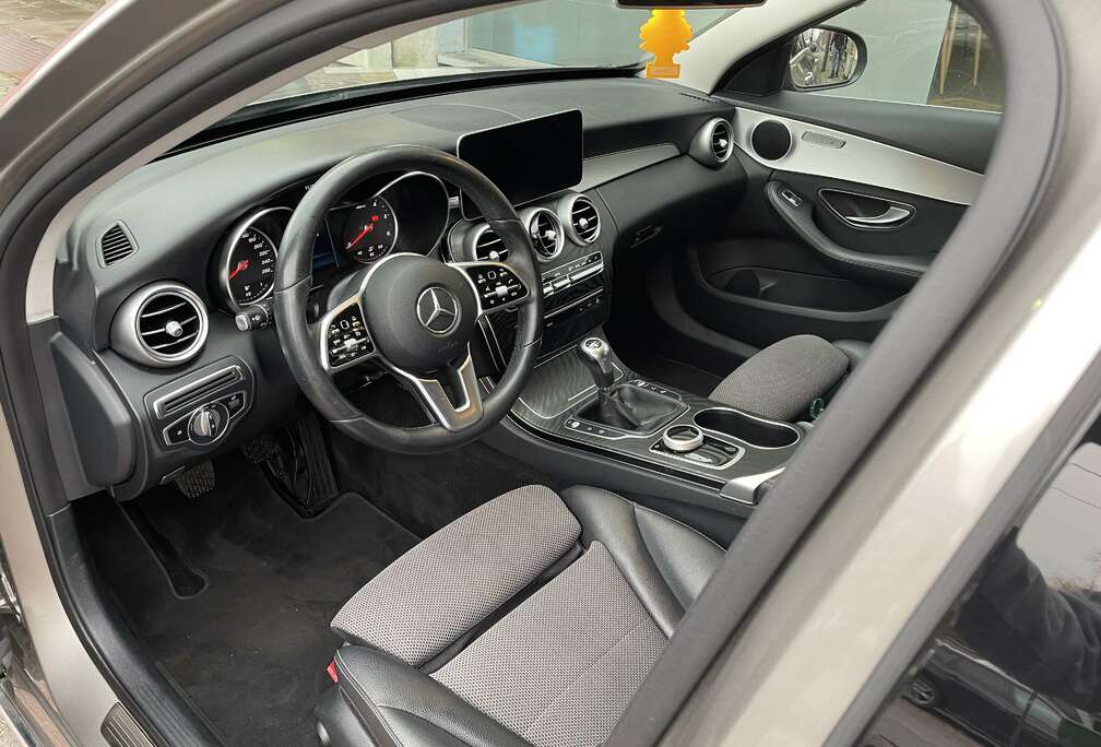 Mercedes-Benz C 180 d