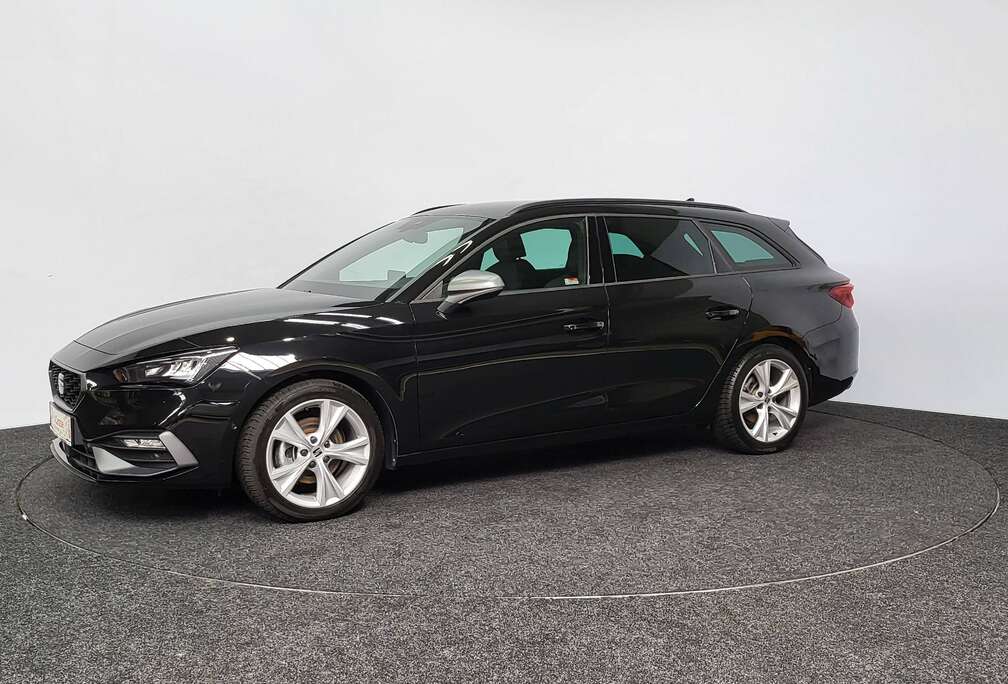 SEAT ST 1.5 TSI FR | 2025 | 23.003 km | Automaat | Adaptive Cruise | Led | Camera | CarPlay | Navi | DAB | Ambient | SuperDeal