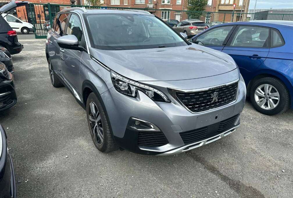 Peugeot 5008 1.5 BlueHDi Allure