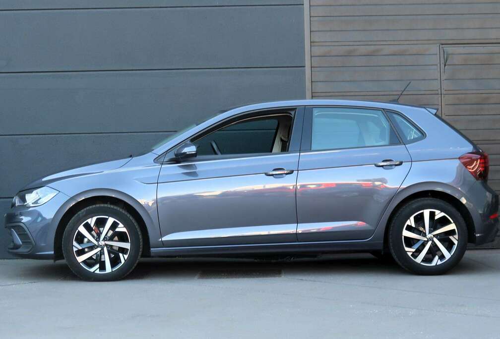Volkswagen 1.0 TSI OPF DSG/Smokey Grey