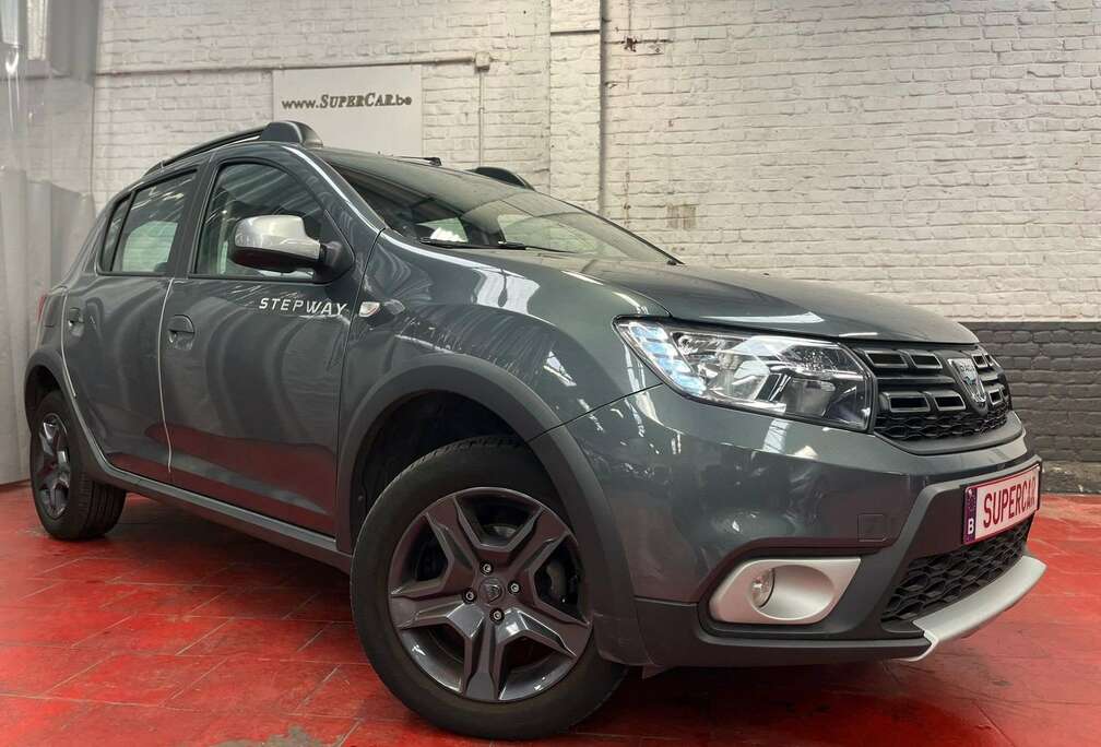 Dacia Sandero Stepway 0.9 *Camera AR * 238 X 48 Mois*