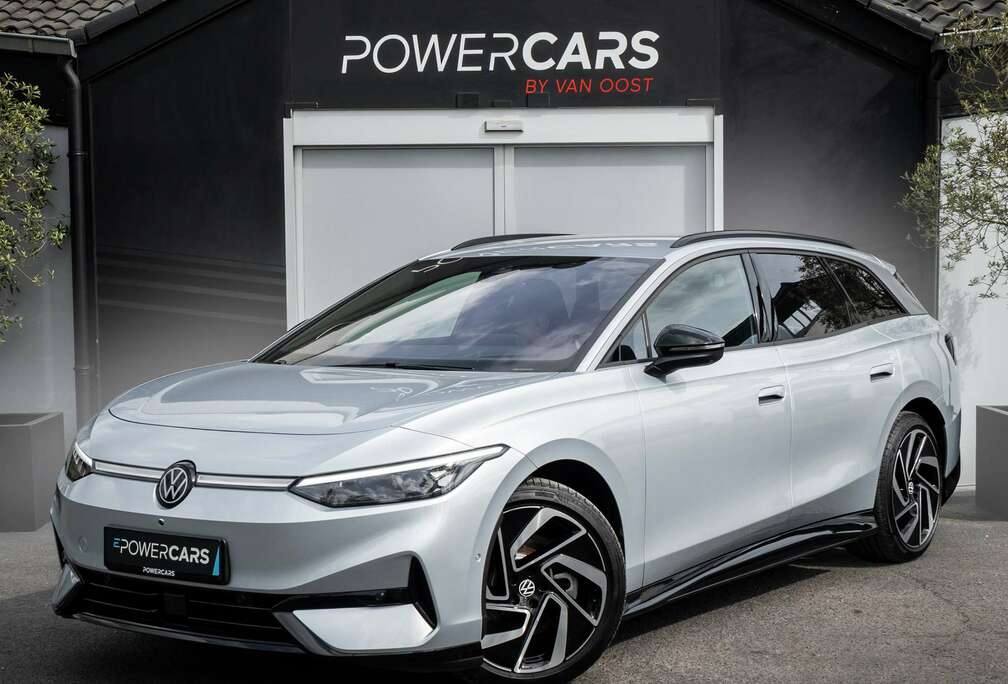 Volkswagen Tourer Pro  360  HUD  HK  Massage  Warmtepomp