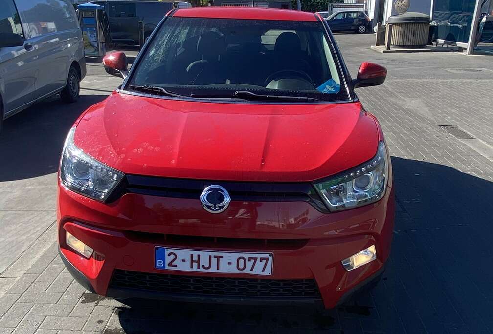 SsangYong e-XGi 160 2WD Crystal