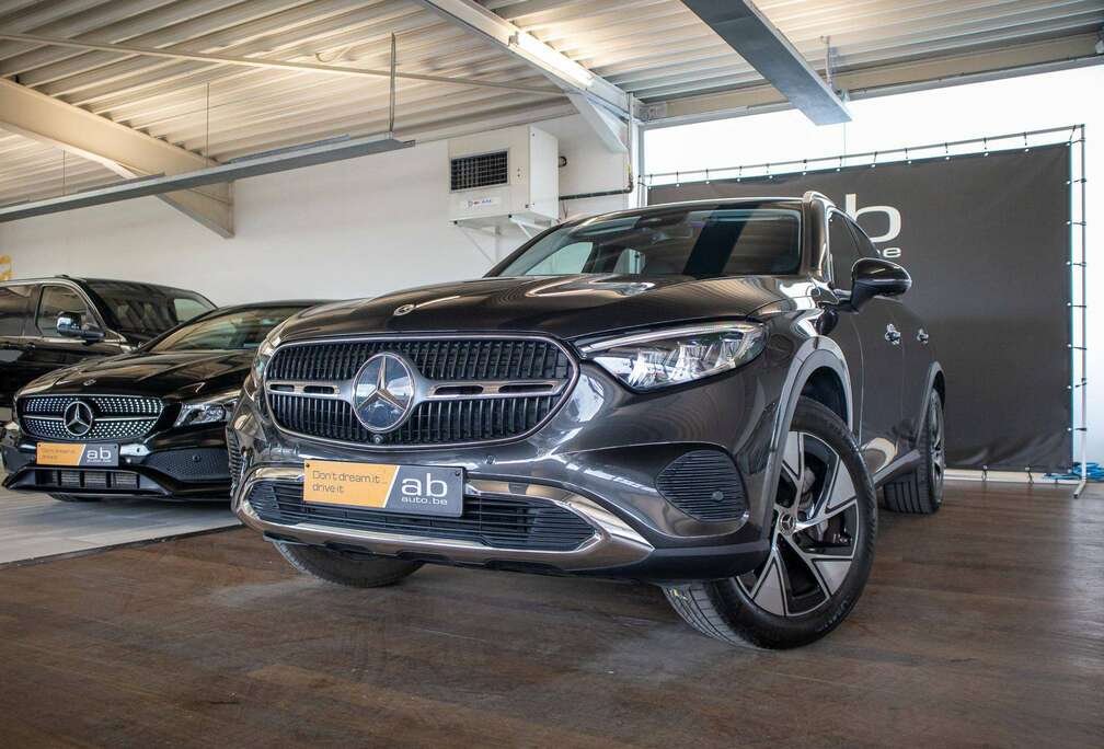 Mercedes-Benz E, 4-MATIC, MEMORY SEATS, 360 CAMERA, LEDER