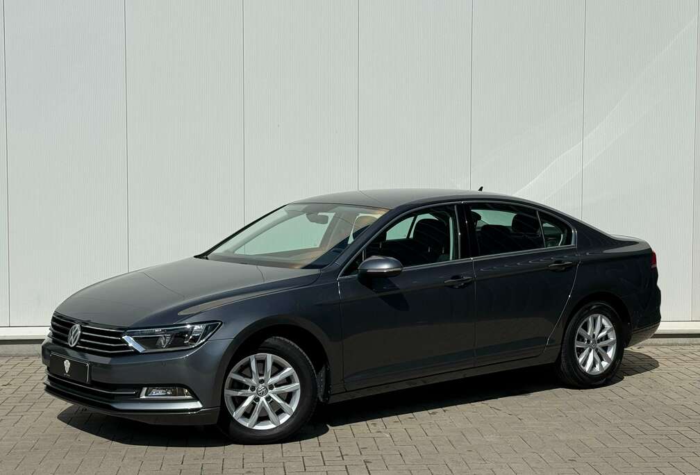 Volkswagen  1.6 TDI GARANTIE Acc Navi Camera 1.eig PDC