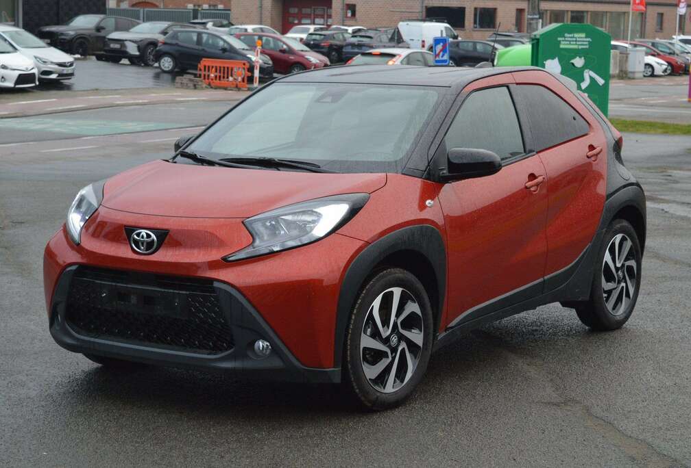 Toyota X 1.0i VVT-i pulse