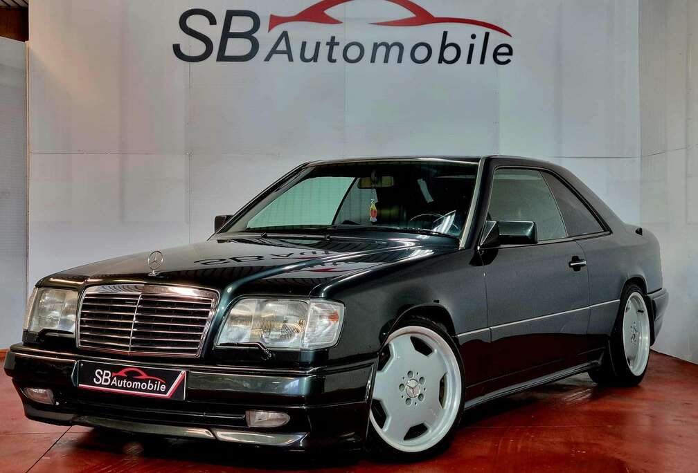Mercedes-Benz E220 coupée // PACK AMG // GARANTIE //