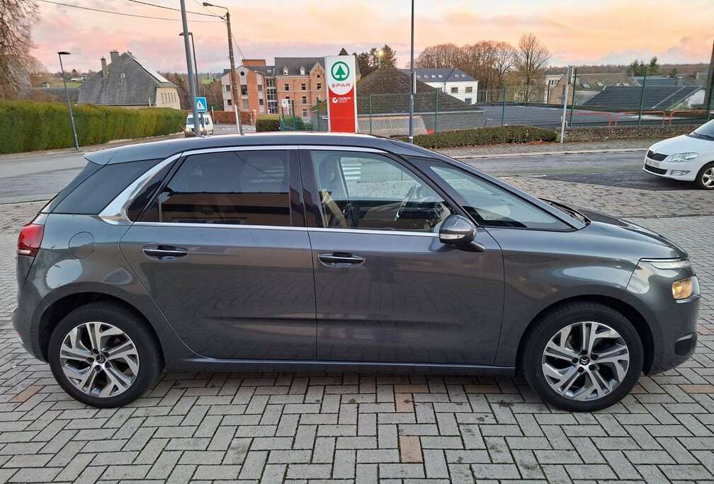 Citroen C4 Picasso 1.6 e-HDi Attraction