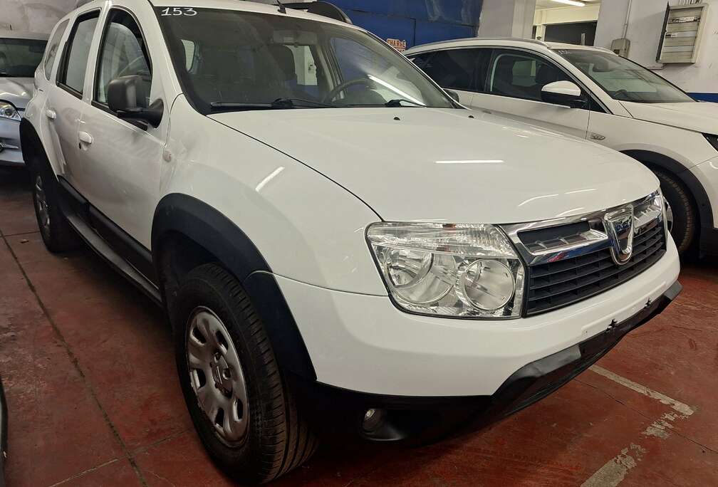 Dacia Duster 1.6i