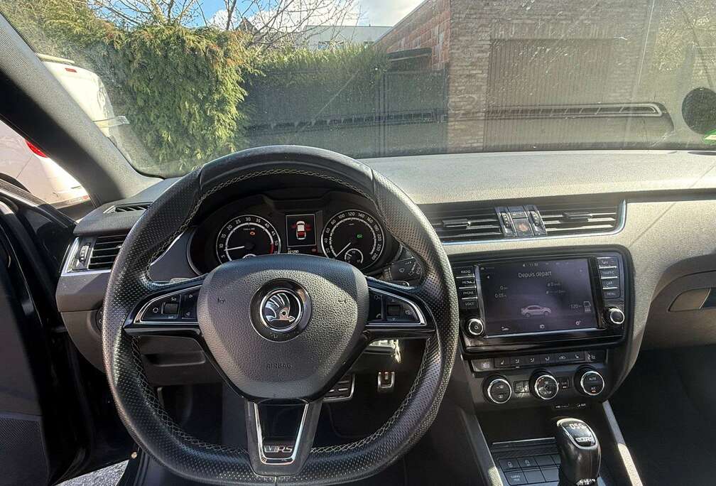 Skoda 2.0 TDI (Green tec) 4x4 DSG L&K