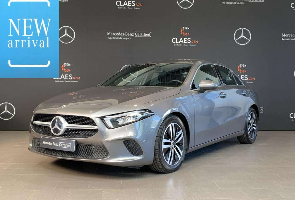 Mercedes-Benz Berline 200d Progressive Line - DOS 8418