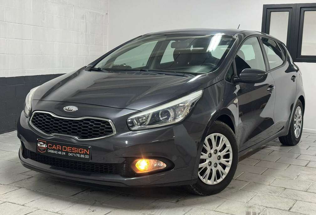 Kia 1.4i/ 2013 / 129.000km/ carnet complet..