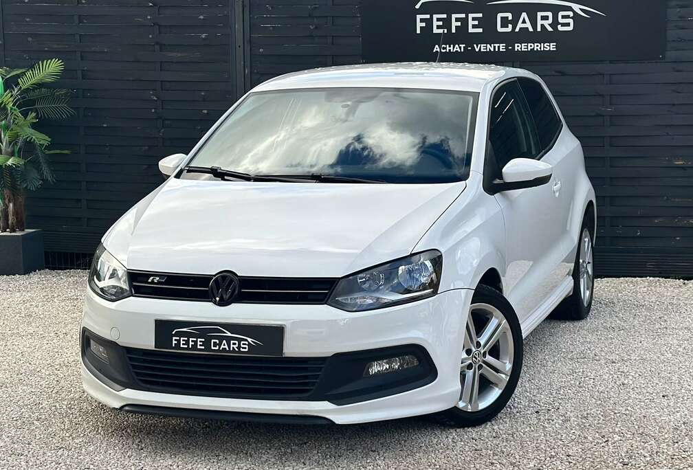 Volkswagen Polo R-Line // 1.2