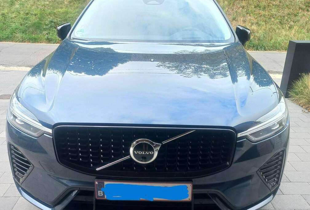 Volvo XC60 2.0 T6 PHEV AWD Ultimate Black Edition (257kW)