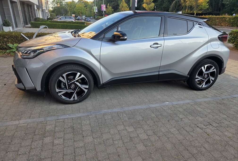 Toyota Hybrid 1.8i VVT-i C-Lub E-CVT