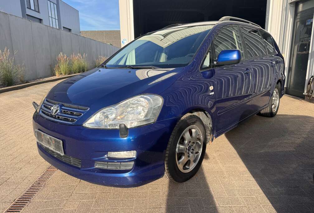 Toyota Avensis Verso 2.0i VVT-i 16v D4 Linea Sol 7pl.