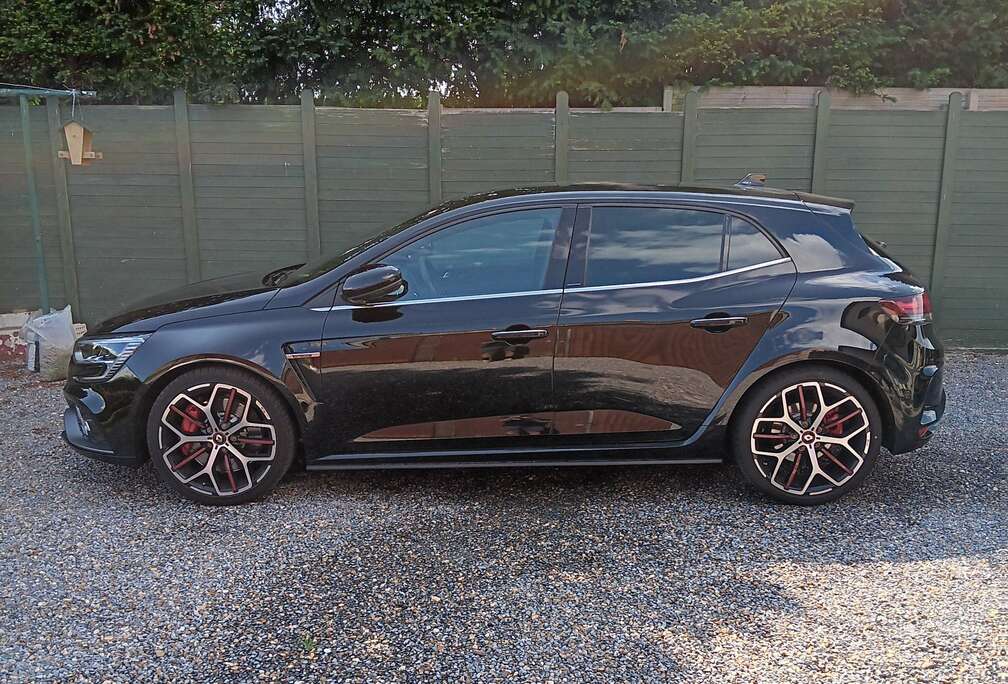 Renault Megane TCe 300 GPF EDC R.S. TROPHY