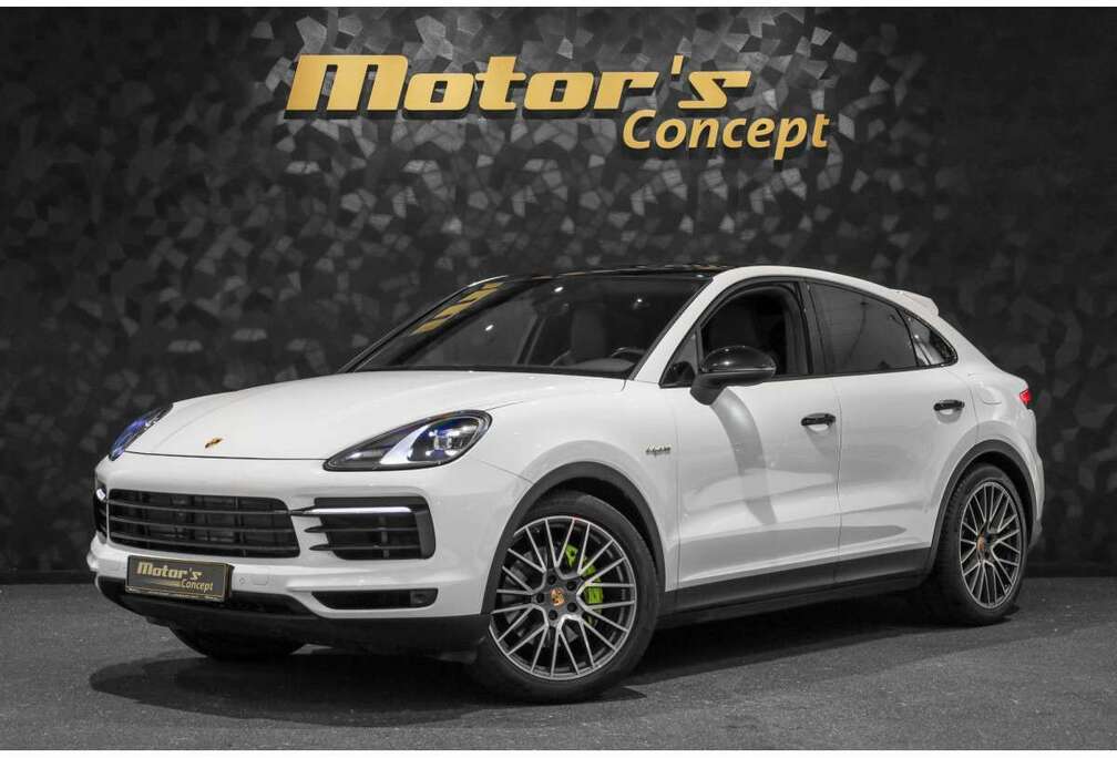Porsche E-Hybrid 3.0 COUPÉ