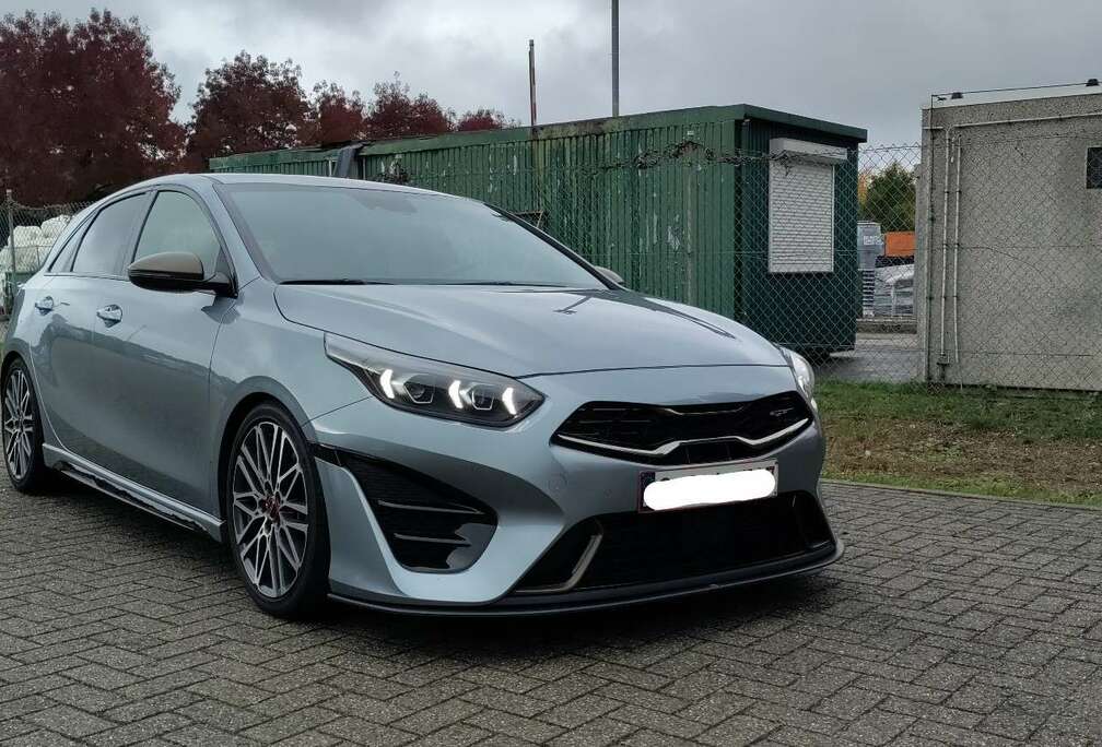 Kia GT 1.6 Turbo 1e eigenaar dealer onderhouden