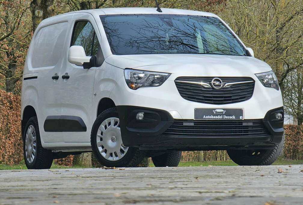 Opel 1.5 diesel  BTW  STUUR EN ZETELVERWARMING