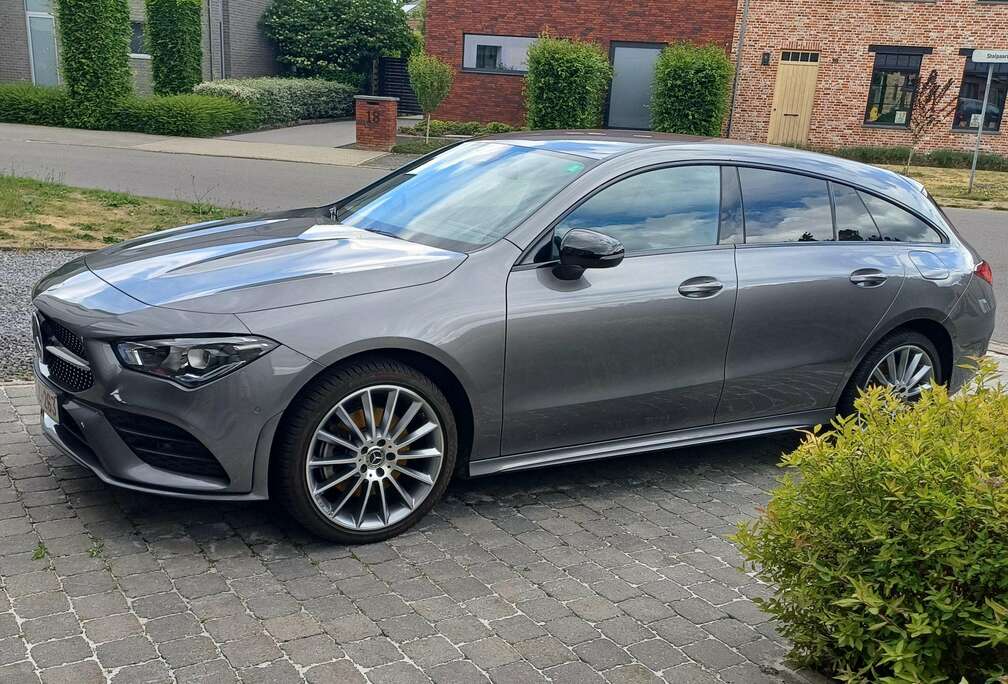 Mercedes-Benz CLA 250 e PHEV AMG Line