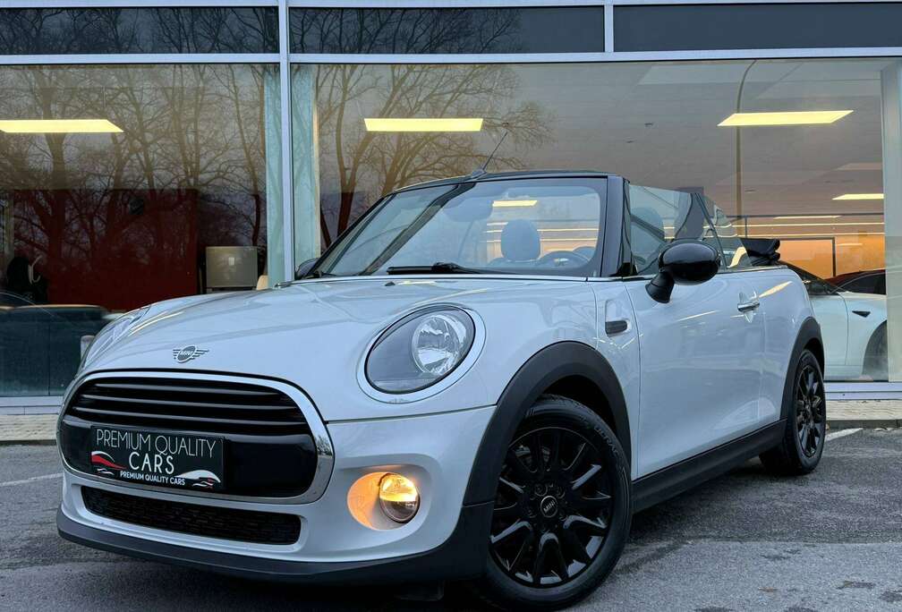 MINI Zeer nette wagen met 12 maand waarborg