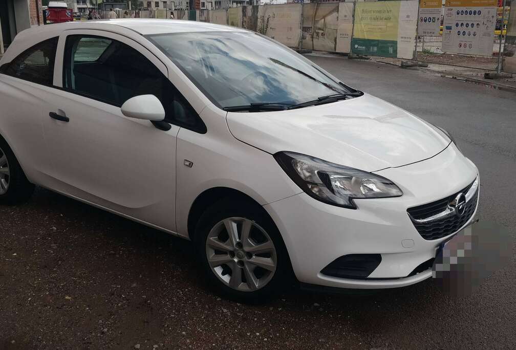 Opel Corsa 1.2i Essentia
