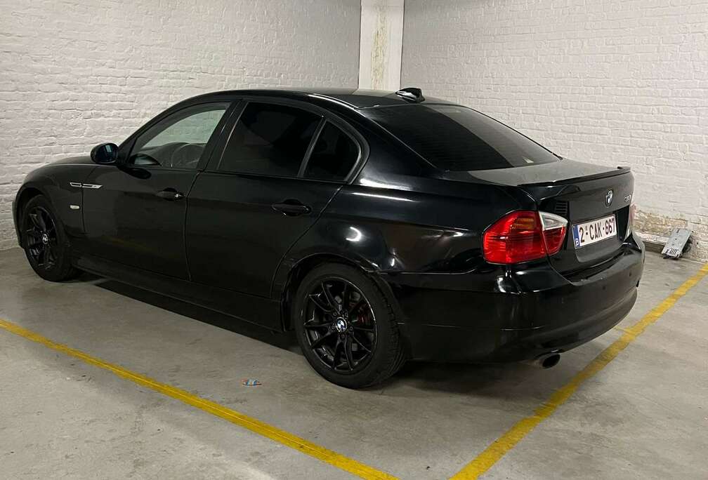 BMW 318i