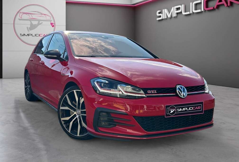 Volkswagen Golf 2.0 TSI Performance DSG