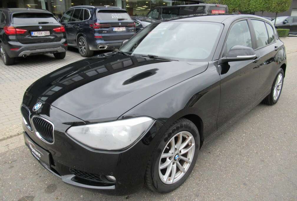 BMW i 5-deurs /Navi/Airco/PDC V+A / EXPORT/HANDELAAR