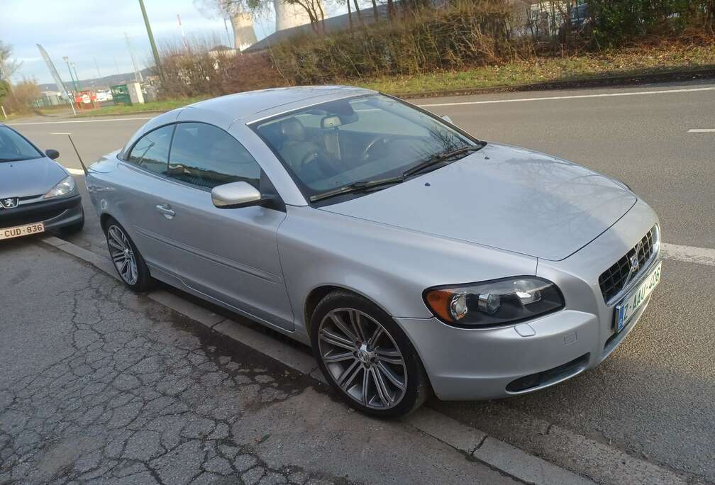 Volvo C70 Cabrio 2.4 Turbo - D5 Kinetic Geartronic