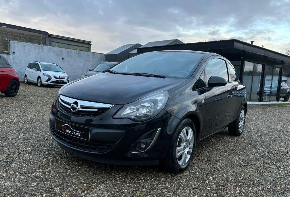 Opel Corsa 1.2i Enjoy Active