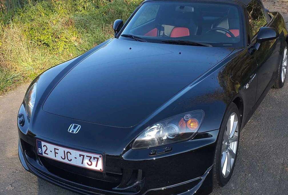 Honda S 2000