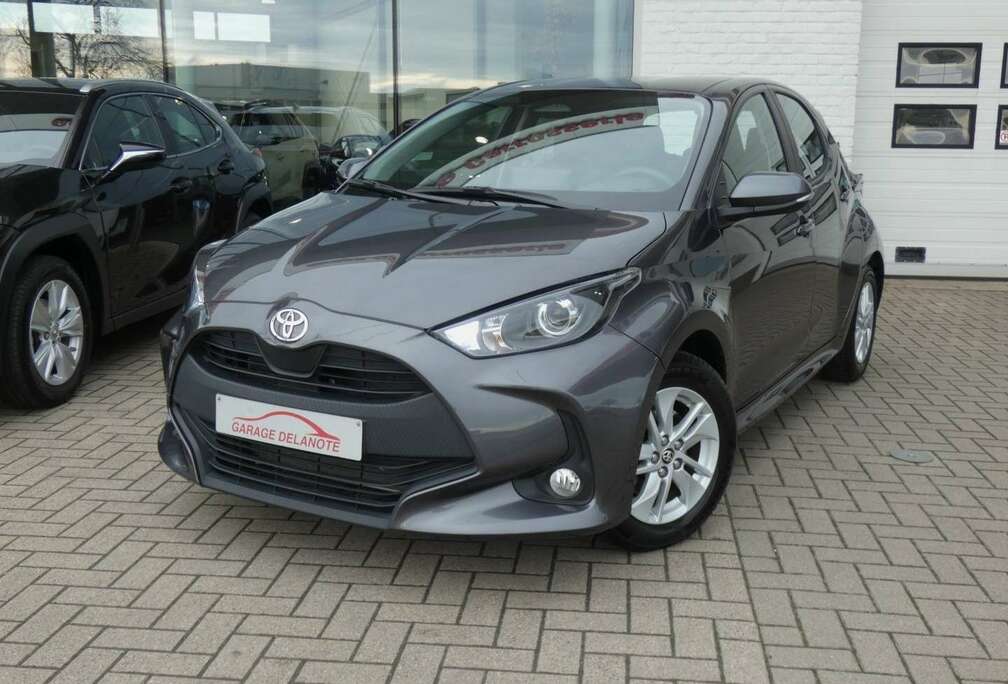 Toyota Hybrid Dynamic +Apple carplay +Android auto *2024*