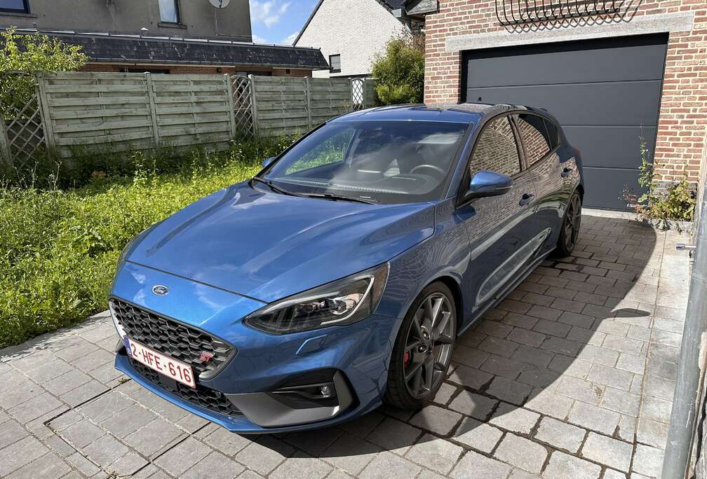 Ford Focus ST 2.3 EcoBoost
