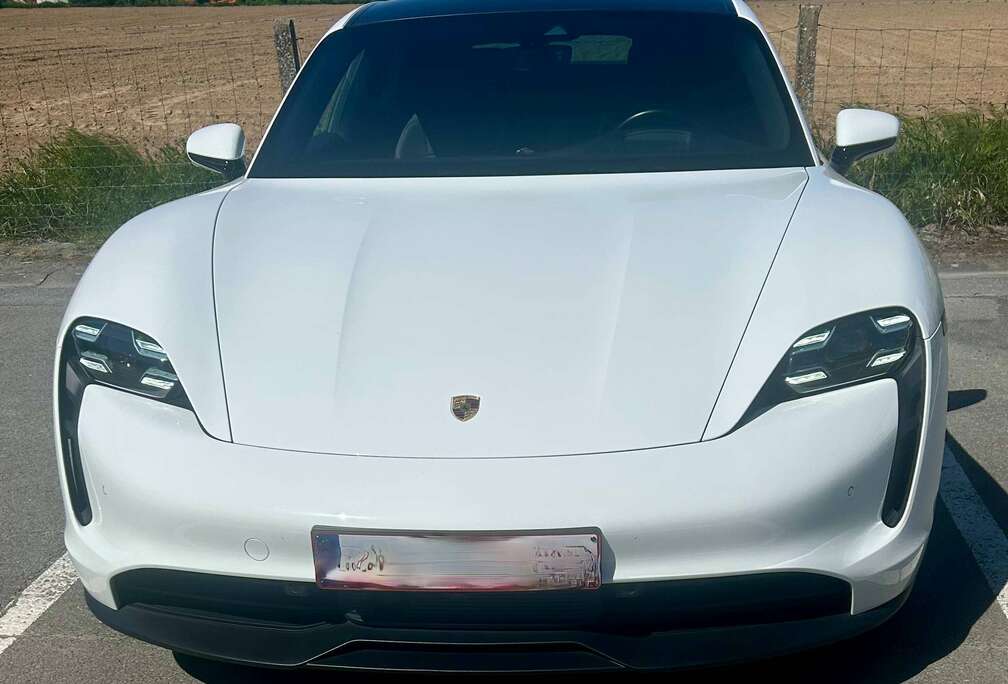Porsche Taycan 93,4 kWh Taycan performance plus