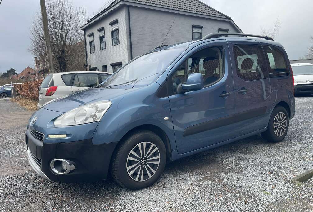 Peugeot Tepee 1.6 e-HDi,Automatique,Airco,Sensoren,Cruise,