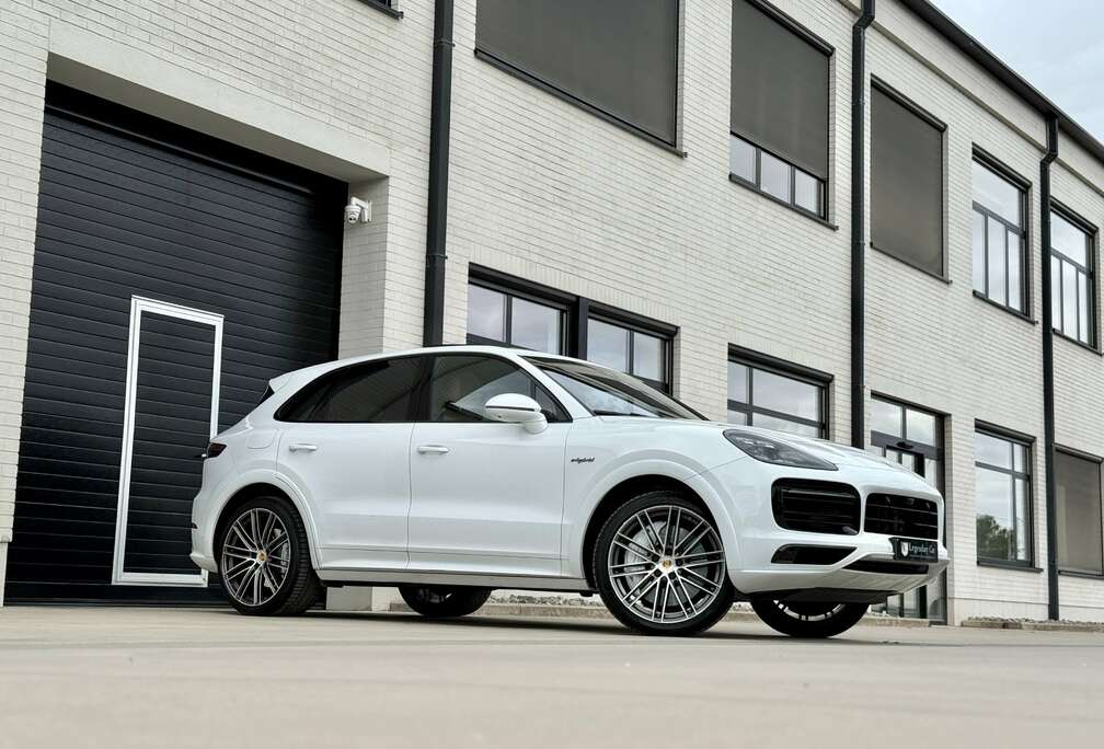 Porsche E-HYBRID SPORTDESIGN/360/PSCB/HEADUP/SOFTCLOSE