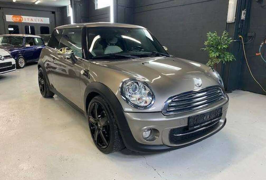 MINI Mini Cooper D VERSION CAMBRIDGE 12MOIS DE GARANTIE