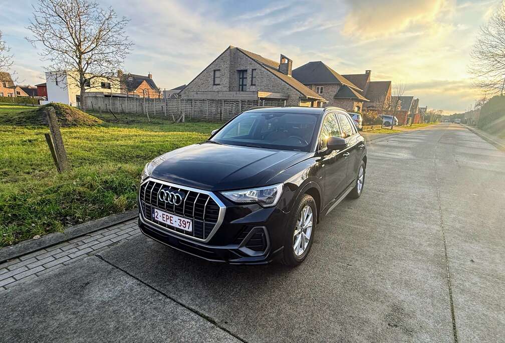 Audi Q3 45 TFSIe S tronic S line
