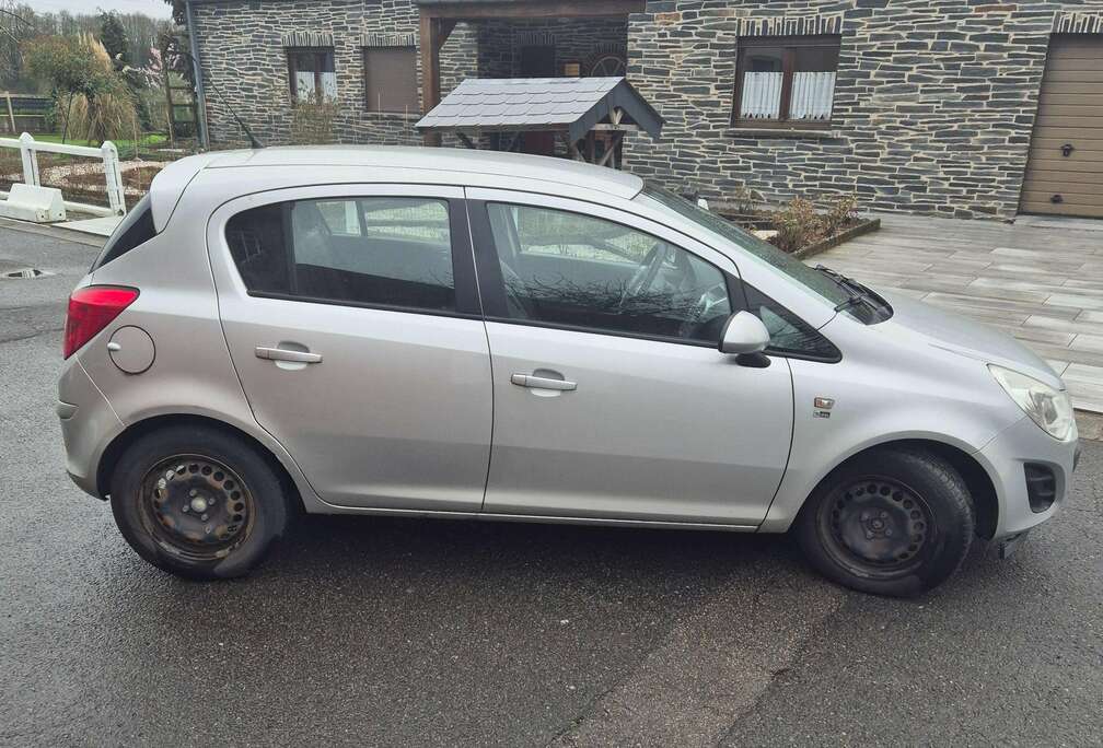 Opel Corsa 1.3 CDTi Enjoy 150 Years DPF