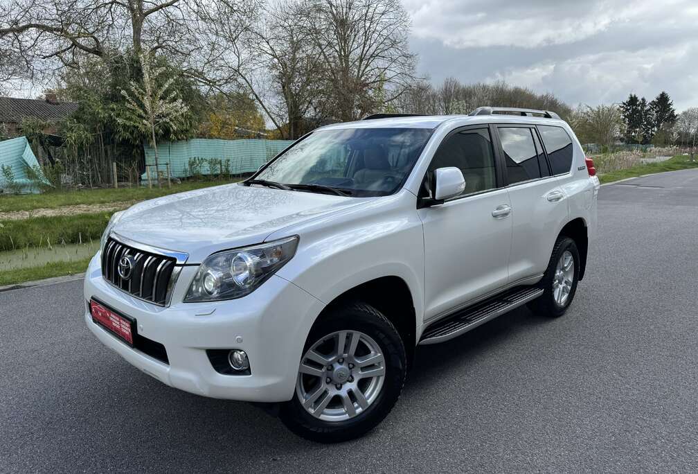 Toyota 3.0D-4D TXL AUTO /7Pace/FRIGO/ Export Afrik /