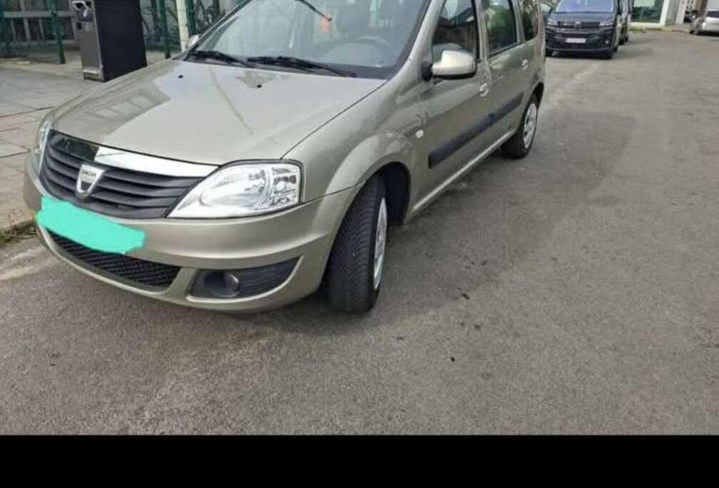 Dacia Dacia Logan 1.6 essence avec contrôle technique