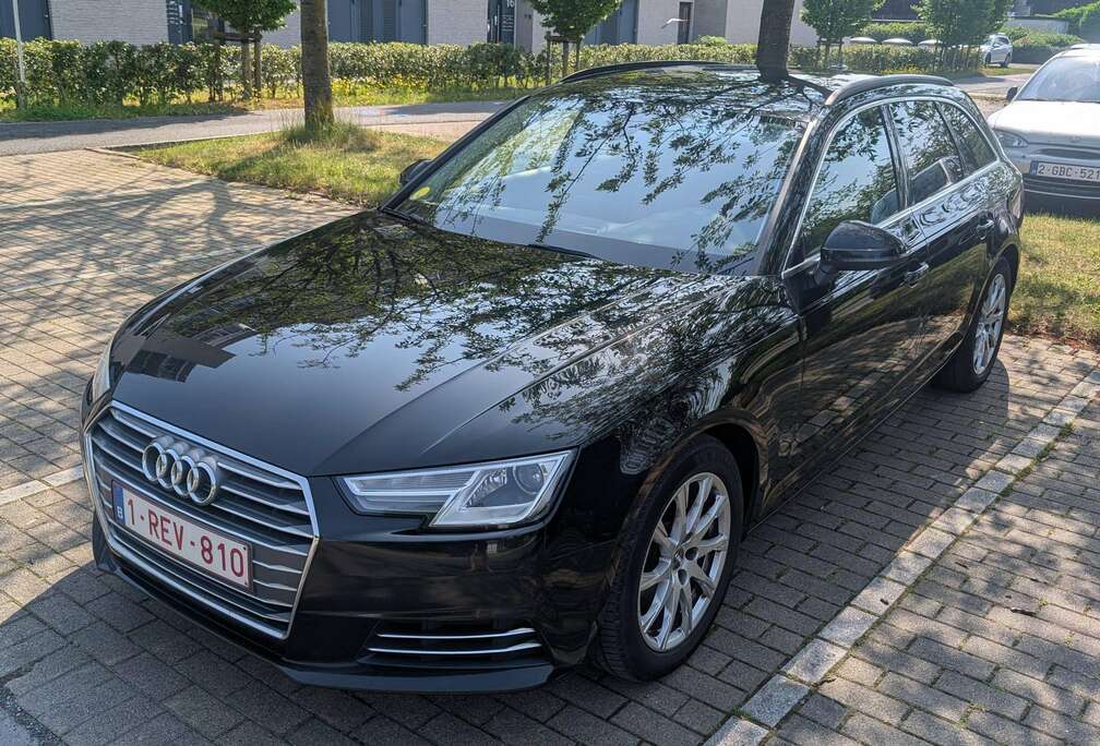 Audi A4 Avant 2.0 TDi ultra Business Ed.S tronic
